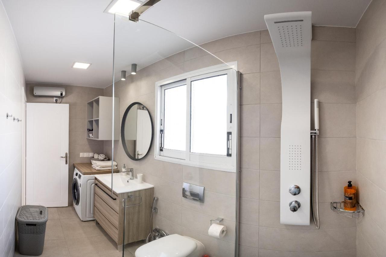 Seaview 3 Bedroom Kings Road Penthouse パ フォス エクステリア 写真